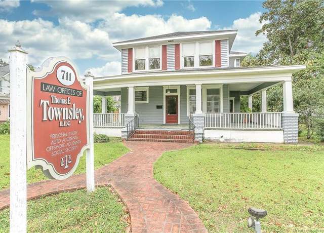 Property at 711 Pujo St, Lake Charles, LA 70601, 5 beds, 4 baths