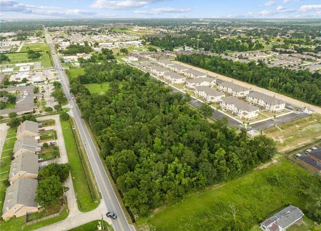 Property at 2501 Country Club Rd, Lake Charles, LA 70605