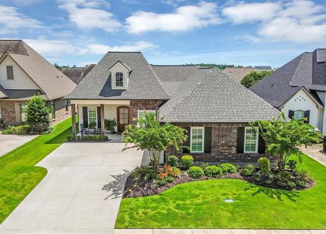 Property at 3751 Willow Lake Dr, Lake Charles, LA 70605, 4 beds, 3 baths