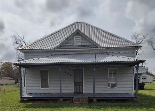 Property at 409 Arthur Ave, Lake Arthur, LA 70549, 3 beds, 1 bath