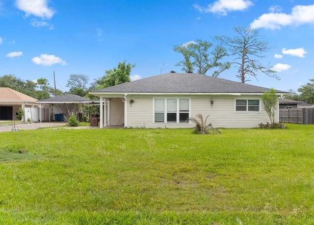 Property at 3727 Kingston St, Lake Charles, LA 70605, 6 beds, 2.5 baths