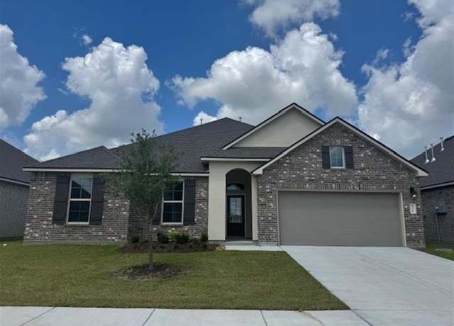 Property at 4666 E Ridge Rd E, Lake Charles, LA 70607, 4 beds, 2 baths