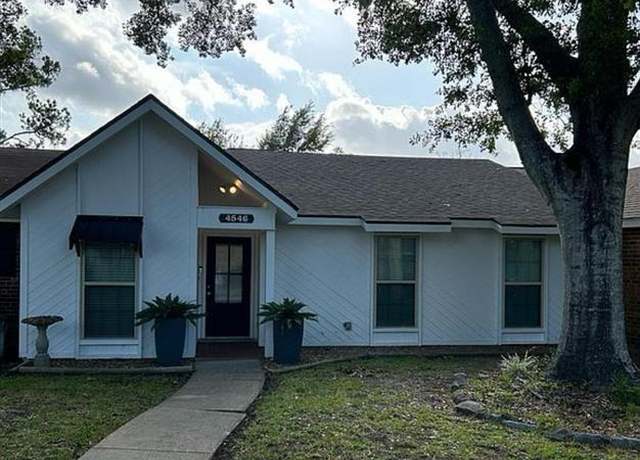 Property at 4546 Summerdale St, Lake Charles, LA 70605, 3 beds, 2 baths