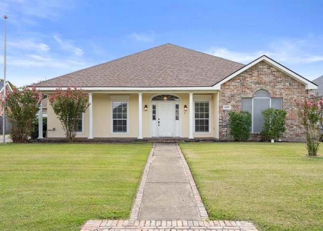 Property at 4207 W Jevon Ln W, Lake Charles, LA 70605, 3 beds, 2 baths