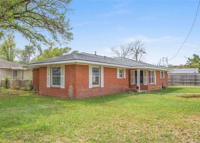 Property at 701 Ginger St, Sulphur, LA 70663, 3 beds, 1 bath