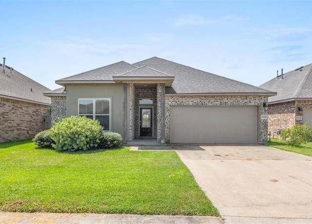 Property at 3208 Baywood Ave, Lake Charles, LA 70607, 4 beds, 2 baths