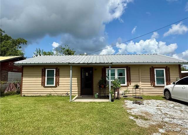 Property at 213 Evelyn St, Sulphur, LA 70663, 3 beds, 1 bath