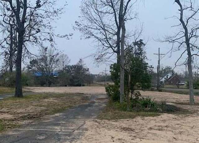 Property at 3308 W Prien Lake Rd W, Lake Charles, LA 70605