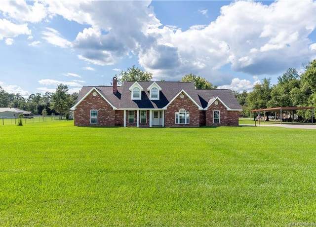 Property at 107 Boise St, Dequincy, LA 70633, 3 beds, 2 baths