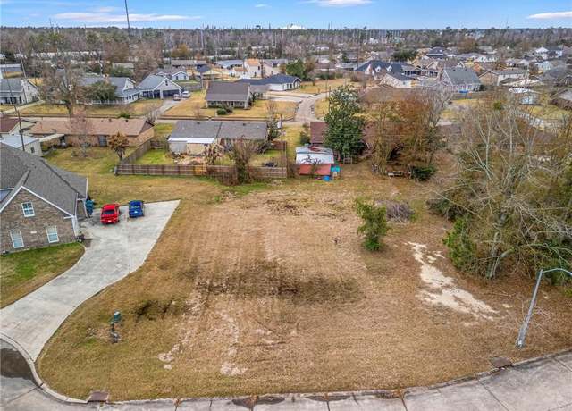 Property at 217 Nottoway St, Sulphur, LA 70663