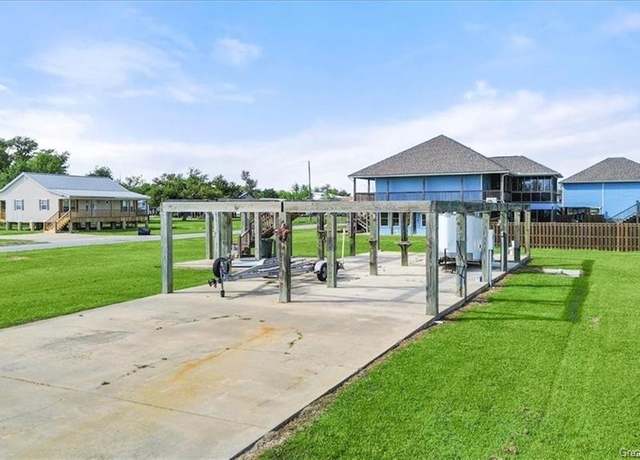 Property at 111 Kayleigh Ln, Lake Charles, LA 70607