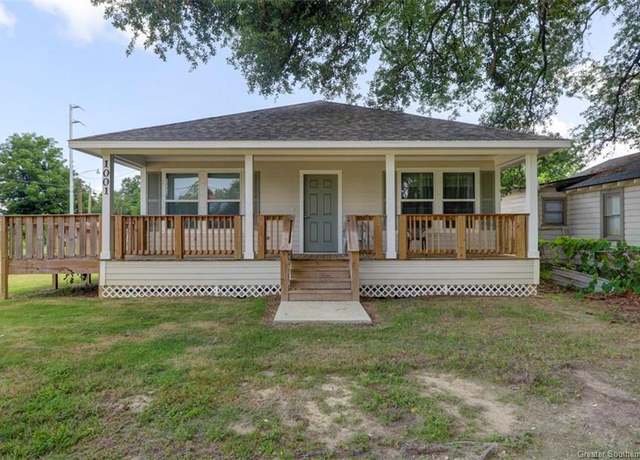 Property at 1001 Orange St, Lake Charles, LA 70601, 3 beds, 2 baths