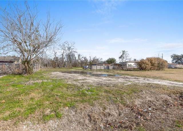 Property at 2105 Hagan St, Lake Charles, LA 70601