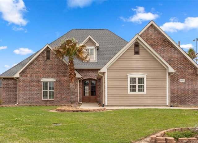 Property at 2402 Fox Hollow Dr, Lake Charles, LA 70605, 6 beds, 4 baths