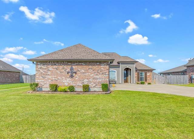 Property at 104 Mayhaw St, Iowa, LA 70647, 3 beds, 2 baths