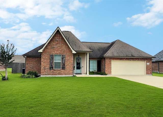 Property at 414 Sixth St, Iowa, LA 70647, 3 beds, 2 baths