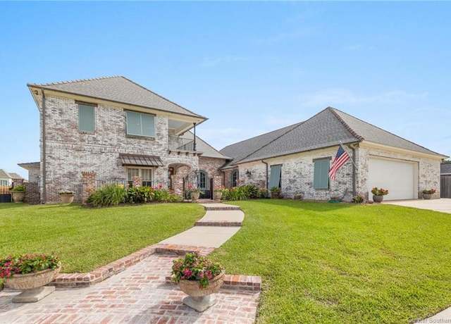 Property at 2200 Longue Vue Dr, Lake Charles, LA 70605, 4 beds, 5 baths