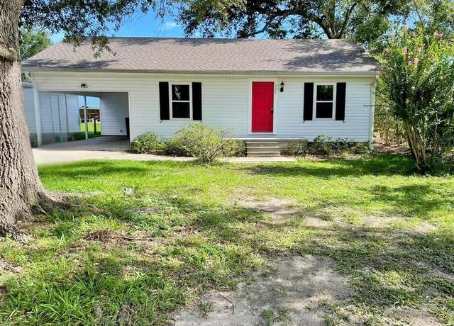 Property at 321 W Parish Rd W, Sulphur, LA 70633, 2 beds, 1 bath