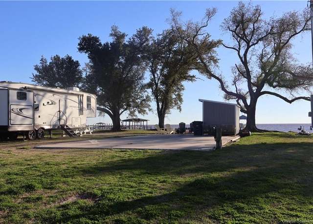 Property at 433 Miguel St, Lake Charles, LA 70607