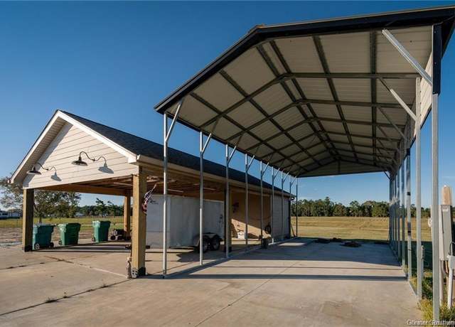 Property at 1863 W Dave Dugas Rd W, Sulphur, LA 70665