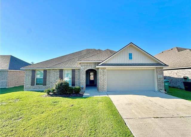 Property at 1026 N Berryvine Ln N, Lake Charles, LA 70611, 3 beds, 2 baths
