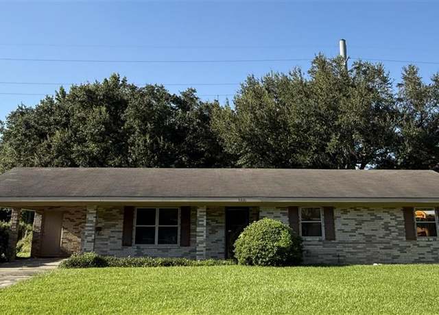 Property at 722 Granger St, Jennings, LA 70546, 3 beds, 2 baths
