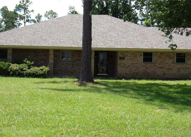 Property at 507 Rolling Hill Dr, Lake Charles, LA 70611, 4 beds, 2 baths
