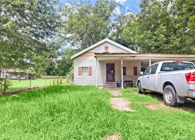 Property at 221 N 6th St N, Oberlin, LA 70655, 2 beds, 1 bath