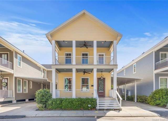 Property at 629 Hodges St, Lake Charles, LA 70601, 3 beds, 2.5 baths