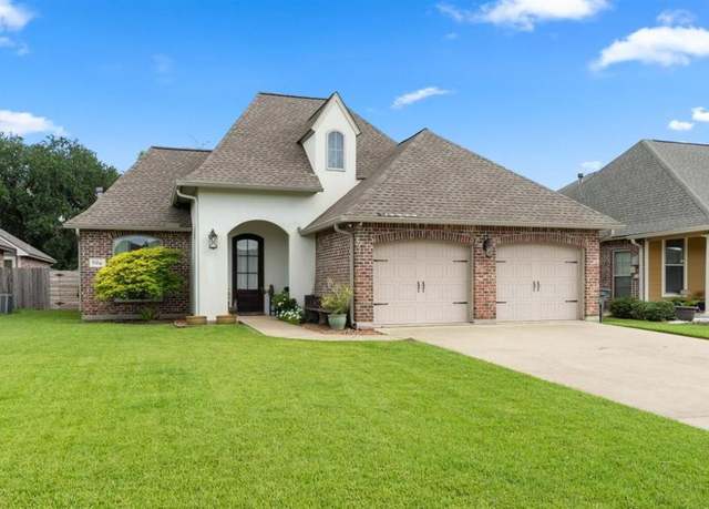 Property at 624 Becky Ln, Lake Charles, LA 70605, 3 beds, 2 baths