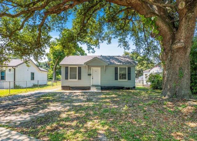 Property at 1602 13th St, Lake Charles, LA 70601, 2 beds, 1 bath