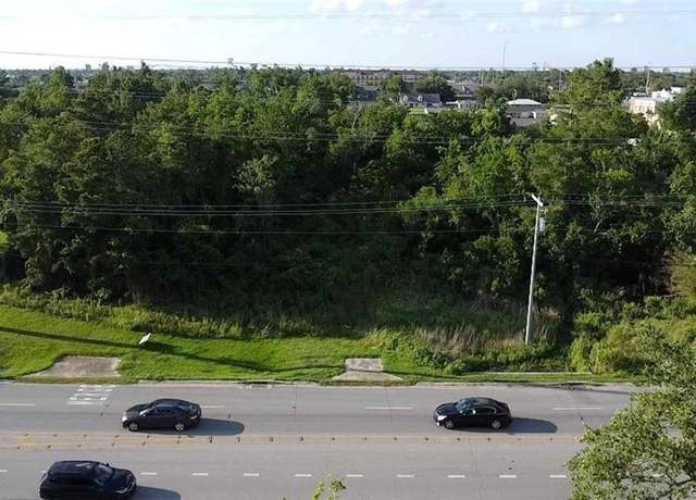 Property at 828 W Prien Lake Rd W, Lake Charles, LA 70601