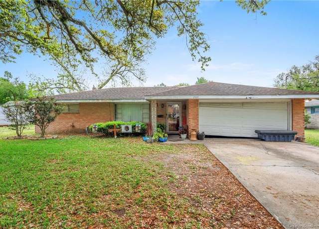 Property at 2115 2nd Ave, Lake Charles, LA 70601, 3 beds, 2 baths