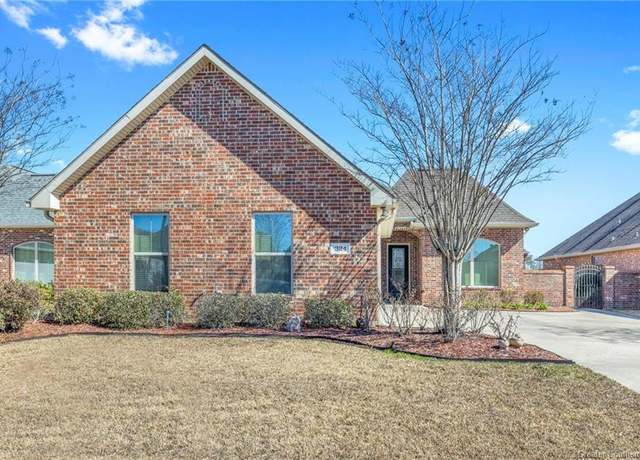 Property at 324 Believers Ln, Lake Charles, LA 70611, 3 beds, 2 baths