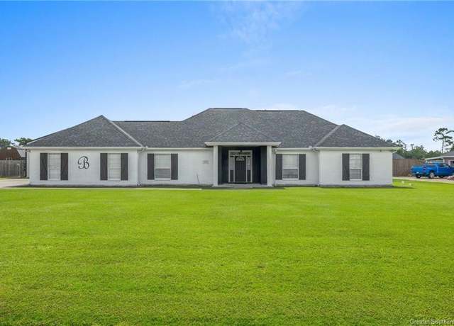 Property at 616 Josh St, Lake Charles, LA 70611, 3 beds, 2 baths