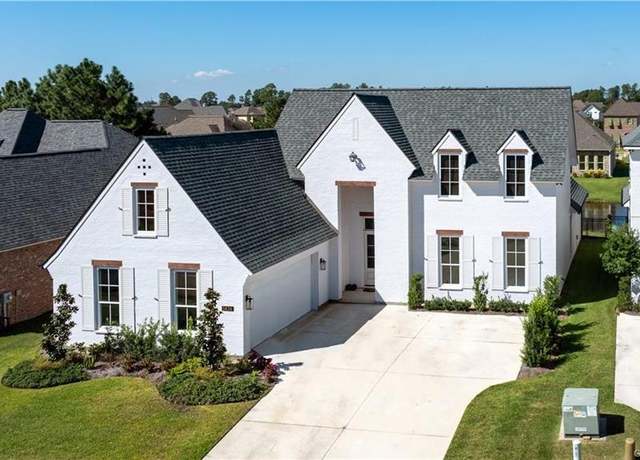 Property at 5826 Weeping Willow Dr, Lake Charles, LA 70605, 4 beds, 3 baths
