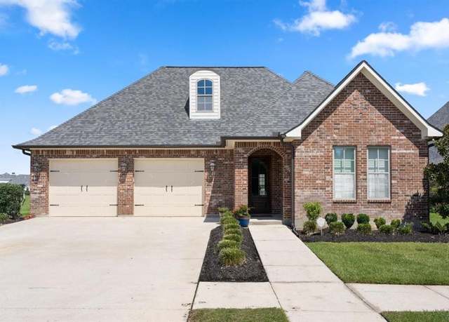 Property at 6511 White Oleander Cir, Lake Charles, LA 70605, 4 beds, 3 baths