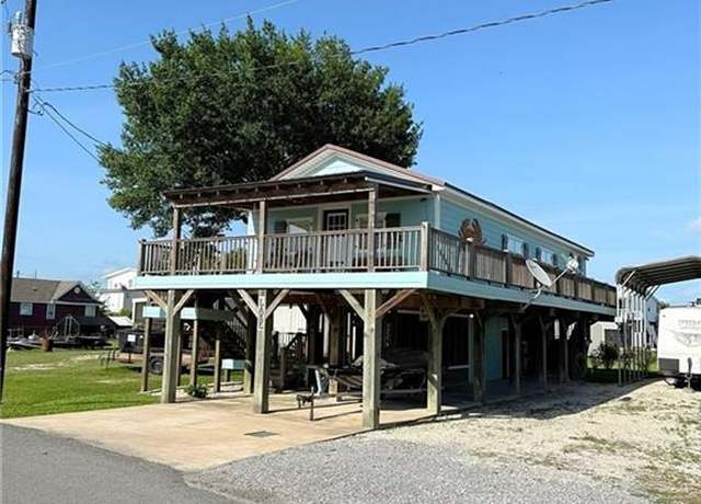 Property at 213 Bank St, Lake Charles, LA 70607, 2 beds, 1 bath