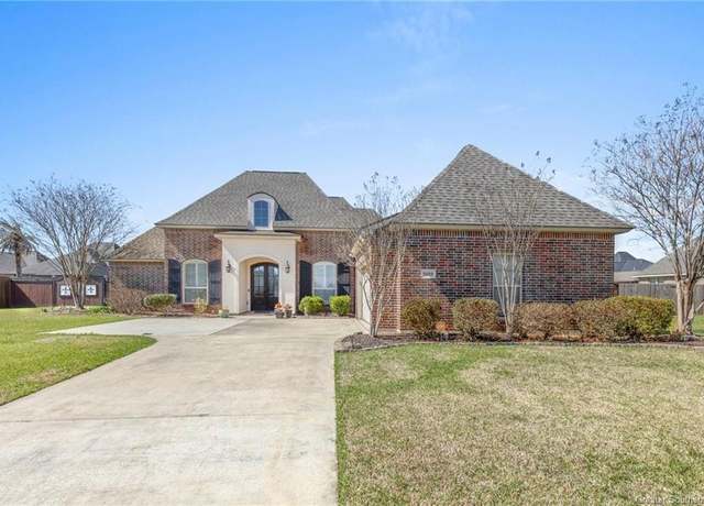 Property at 5122 W Worthington Dr W, Lake Charles, LA 70605, 4 beds, 3 baths