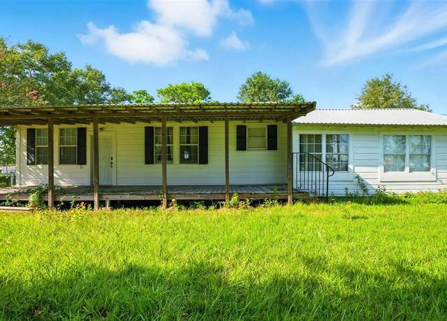 Property at 2229 Estelle Dr Dr Ste D2, Sulphur, LA 70665, 4 beds, 1 bath