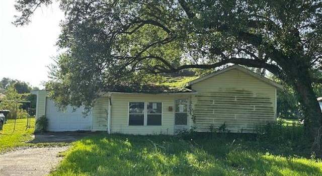 Photo of 1111 Summit St, Lake Charles, LA 70615