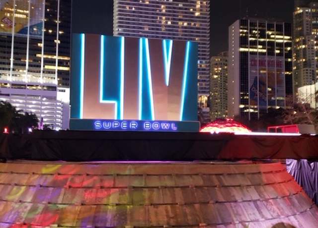 Property at 50 Biscayne Blvd, Miami, FL 33132, 2 beds, 2 baths