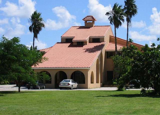 Property at 21450 SW 240th St, Homestead, FL 33031, 10 beds, 4 baths