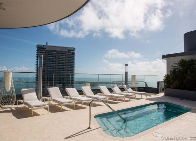 Property at 1000 Brickell Ave, Miami, FL 33131, 3 beds, 3 baths