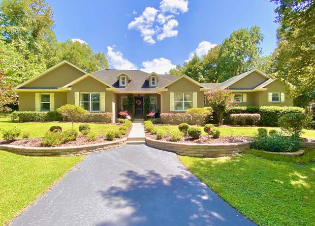 Property at 282, Ocala, FL 34480, 4 beds, 2 baths