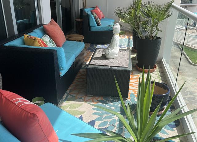 Property at 1600 Via de Luna Dr, Gulf Breeze, FL 32561, 1 bed, 1.5 baths