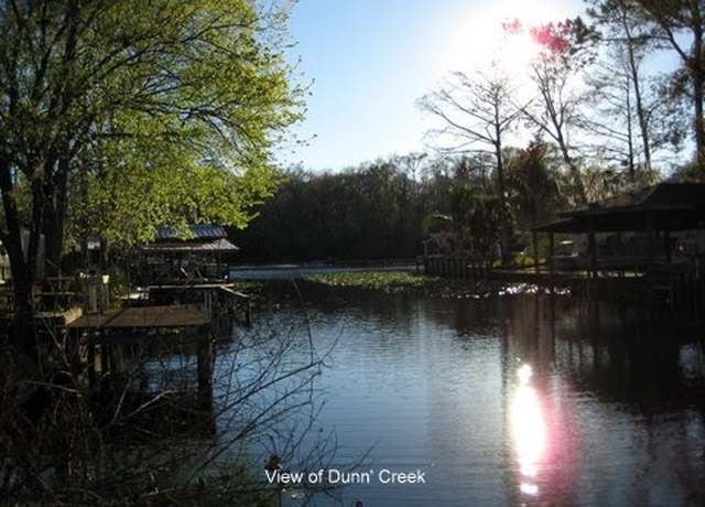 Property at 153 Walt Ln, Satsuma, FL 32189, 3 beds, 2 baths