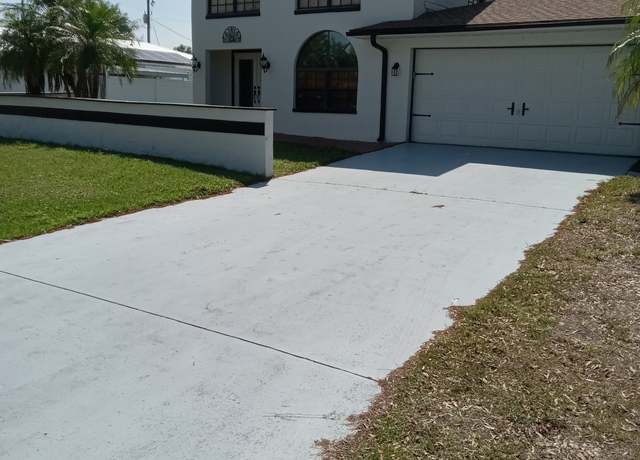 Property at 21049 Iliade Ave, Port Charlotte, FL 33952, 4 beds, 2 baths
