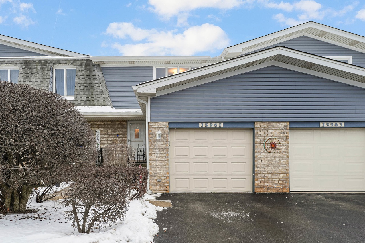 15961 78th Ave, Tinley Park, IL 60477 | Redfin