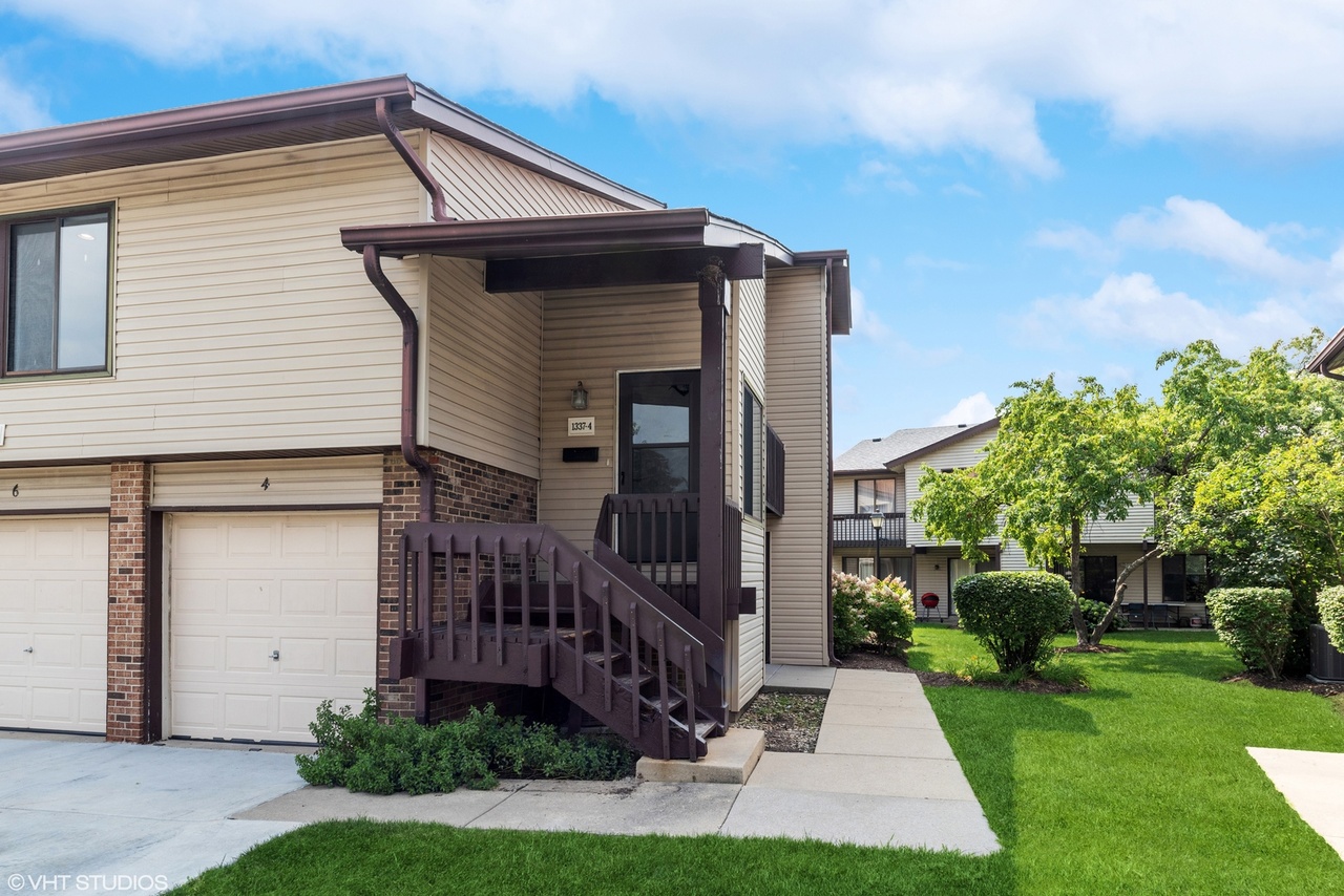 1337 Kingsbury Dr 4, Hanover Park, IL 60133 MLS 11847064 Redfin